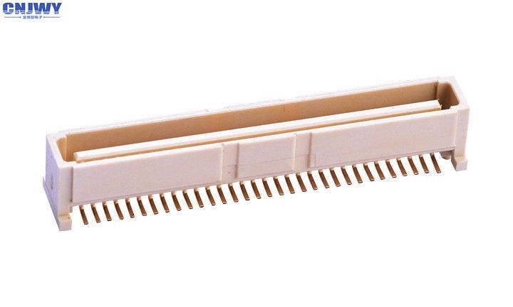64 PIN Bit PCB Board To Board Connector 1.0MM Chiếc ghế thẳng đứng Vàng LCP vật liệu